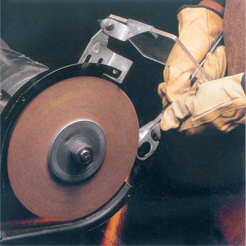 Scotch-Brite Cut & Polish Wheels, 6" Dia. x 1" W, 1" Arbor, Aluminum Oxide Ottawa Fastener Supply