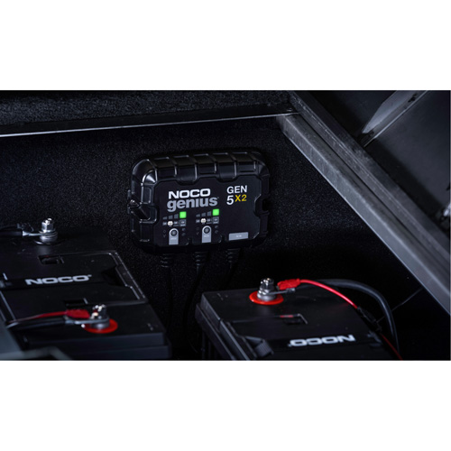 Chargeur de batterie embarqu&eacute; &agrave; 2 sorties de 10 amp&egrave;res Gen5X2 Genius Ottawa Fastener Supply