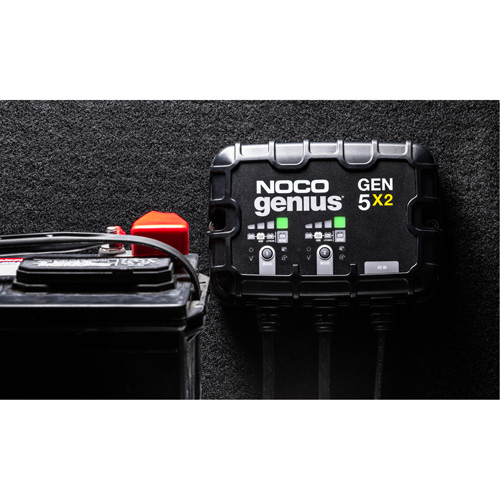 Chargeur de batterie embarqu&eacute; &agrave; 2 sorties de 10 amp&egrave;res Gen5X2 Genius Ottawa Fastener Supply