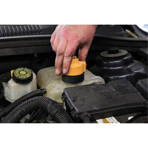 Trousse de test de pression du syst&egrave;me de refroidissement Ottawa Fastener Supply