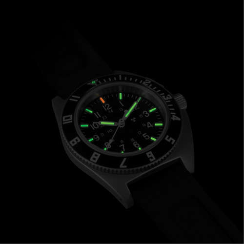 Montre Steel Navigator sur ensemble bracelet en caoutchouc noir de trois morceaux, Num&eacute;rique, &agrave; piles, 41 mm, Noir Ottawa Fastener Supply