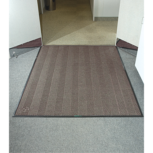 Tapis Waterhog Eco Elite, Essuie-pieds/grattoir, 4' x 20' x 3/8", Brun ch&acirc;taignier Ottawa Fastener Supply