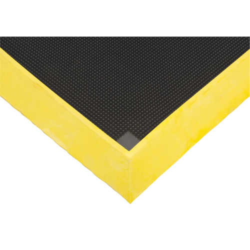 Foot Sanitizing Matting, Rubber, 2-2/3' W x 3-1/4' L x 2-1/2" Thick, Yellow Ottawa Fastener Supply