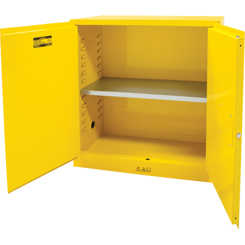 Armoire pour produits inflammables, 30 gal., 2 Porte(s), 43" La x 44" h x 18" p Ottawa Fastener Supply