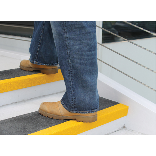 Safestep&reg; Anti-Slip Step Cover, 13.5" W x 32" L, Black & Yellow Ottawa Fastener Supply
