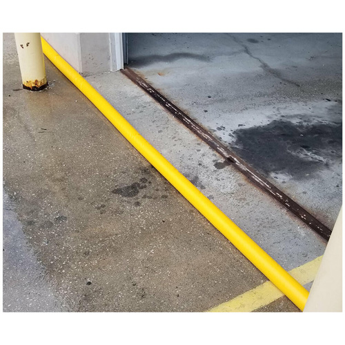 Barrage de d&eacute;rivation rempli d'eau Ottawa Fastener Supply