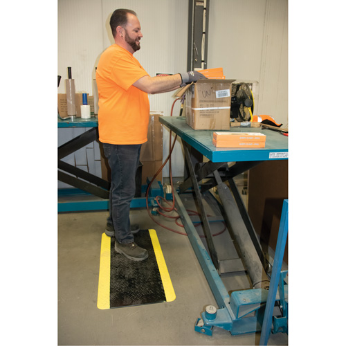 Tapis antifatigue, Losange, 1-2/3' x 3-1/4' x 3/4", Noir/Jaune, Polyur&eacute;thane Ottawa Fastener Supply