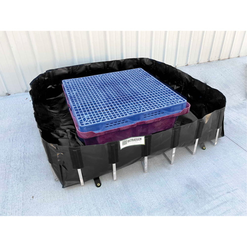 Berme de confinement des d&eacute;versements Ultra-IBC Berm, Capacit&eacute; 400 gal. US, 6' la x 6' lo x 18" h, Support en L Ottawa Fastener Supply