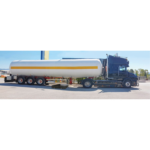 Ultra-Tanker Berm, 374 US gal. Capacity, 5' W x 10' L x 12" H, Foam Wall Ottawa Fastener Supply