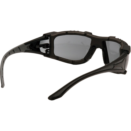 Lunettes de s&eacute;curit&eacute; Endeavor Plus, Lentille Gris, Antibu&eacute;e, ANSI Z87+/R&eacute;pond ou surpasse la norme CSA Z94.3 Ottawa Fastener Supply