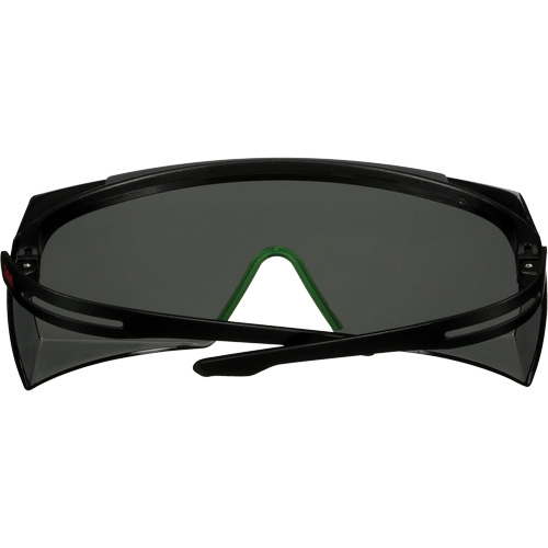 Lunettes de s&eacute;curit&eacute; SecureFit s&eacute;rie 3700 SF3730AS-BLK, Lentille Gris/IR 3.0, Anti-&eacute;gratignures, ANSI Z87+/R&eacute;pond ou surpasse la norme CSA Z94.3 Ottawa Fastener Supply