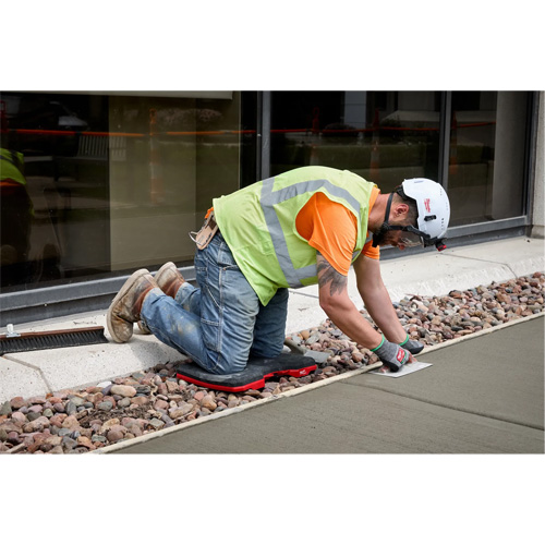 Tapis repose-genoux Packout, 18,7" lo x 13,7" la, 2,2" &eacute;pais Ottawa Fastener Supply