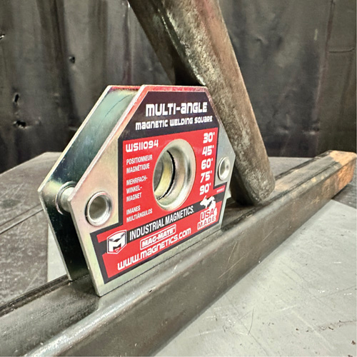 &eacute;querres de soudage magn&eacute;tiques, 4-3/8" lo x 3/4" la x 3" h, 55 lb Ottawa Fastener Supply