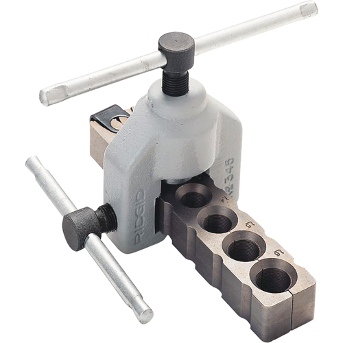 Outils &agrave; &eacute;vaser DL manuel No 345 a/coupe0tube no 150 et mallette de transport Ottawa Fastener Supply