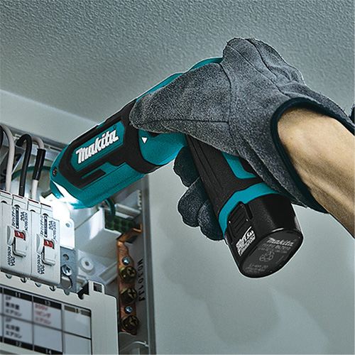 Impact Driver Kit, 1/4", 220 in-lbs Max. Torque, 7.2 V, Lithium-Ion Ottawa Fastener Supply