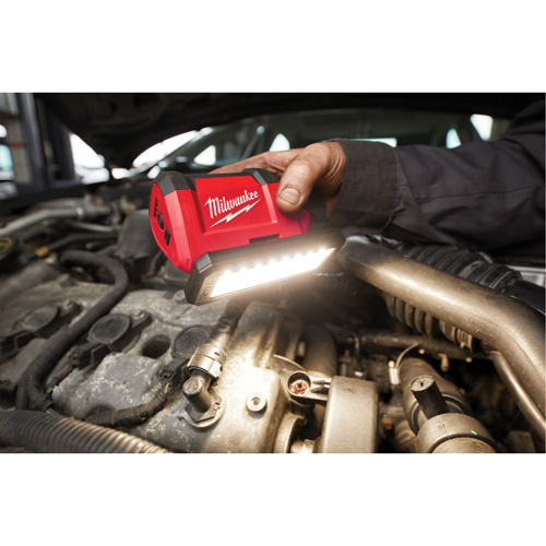 Projecteur &agrave; faisceau large pour entretien et r&eacute;paration avec chargeur USB M12 Rover, DEL, 700 lumens Ottawa Fastener Supply