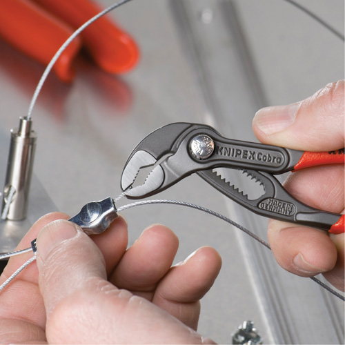 Pinces pour pompe &agrave; eau Cobra&reg;, 5" Ottawa Fastener Supply