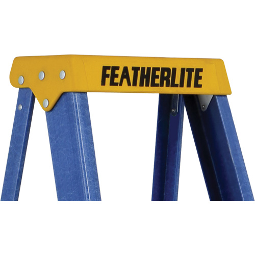 Industrial Duty Stepladders (6300 Series), 4', Fibreglass, 250 lbs. Capacity, Type 1 Ottawa Fastener Supply