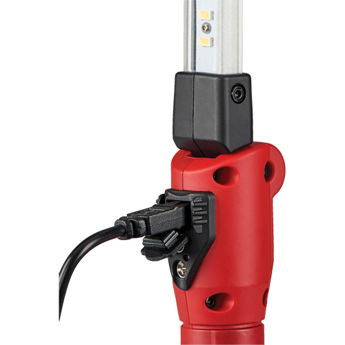 Lampe de travail compacte Strion SwitchBlade, DEL, 500 Lumens Ottawa Fastener Supply