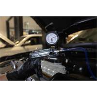 Pompe &agrave; vide/pression Silverline Ottawa Fastener Supply