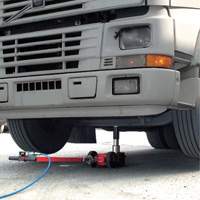 2-Stage Jack, 33 Ton(s)/66 Ton(s), Air Hydraulic Ottawa Fastener Supply