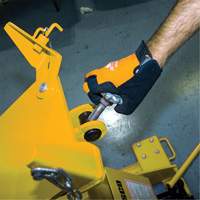 Cric de transmission Yellow Jackit, Cap. de levage 2,2 tonnes Ottawa Fastener Supply