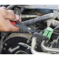 Pince de d&eacute;connexion pour carburant et climatisation Ottawa Fastener Supply
