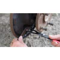 Outil universel pour frein d'urgence Ottawa Fastener Supply