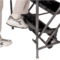 &eacute;chelle roulante &agrave; angle, 9 marches, Antid&eacute;rapant, Inclinaison 50°, Hauteur 90" Ottawa Fastener Supply