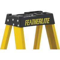 Industrial Heavy-Duty Stepladders (6900 Series), 4', Fibreglass, 300 lbs. Capacity, Type 1A Ottawa Fastener Supply