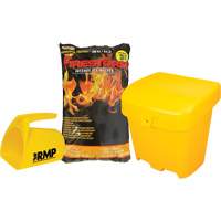 Ensemble de produit de d&eacute;glaçage intense Firestorm avec 56 sacs, Sac, 44 lb (20 kg), Point de fonte -32°C (-25°F) Ottawa Fastener Supply