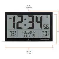 Horloge à réglage automatique à calendrier complet avec de très grands caractères, Numérique, À piles, Noir OR497 | Ottawa Fastener Supply