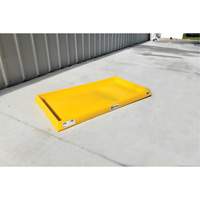 Ultra-Containment Tray&reg;, 54" L x 29.8" W x 3.5" H, 16.5 US gal. Spill Capacity Ottawa Fastener Supply