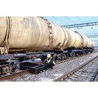 Ultra-Track Berm, 144 US gal. Capacity, 4' W x 6' L x 12" H, Foam Wall Ottawa Fastener Supply