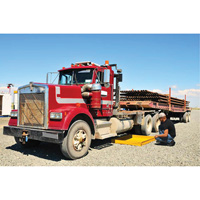 Flexible Ultra-Utility Tray&reg;, 42" L x 42" W x 4.8" H, 18 US gal. Spill Capacity Ottawa Fastener Supply