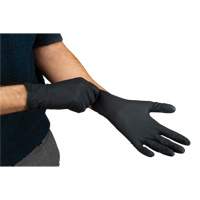 Gants d'examen de poids lourd &agrave; prise tactile, Petit, Nitrile, 8 mils, Sans poudre, Noir Ottawa Fastener Supply