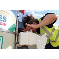 Douche d'urgence mobile et ind&eacute;pendant avec douche oculaire et faciale, Capacit&eacute; 30 gal., Conformit&eacute; Aucune Ottawa Fastener Supply