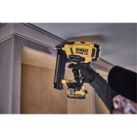 XR&reg; Cordless 18Ga Brad Nailer, 20 V, Lithium-Ion Ottawa Fastener Supply